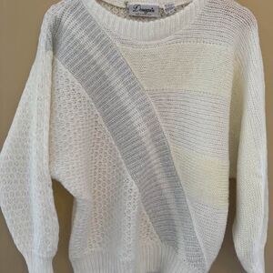 Donagain Vintage mixed whites/silvers sweater size Large perfect condition